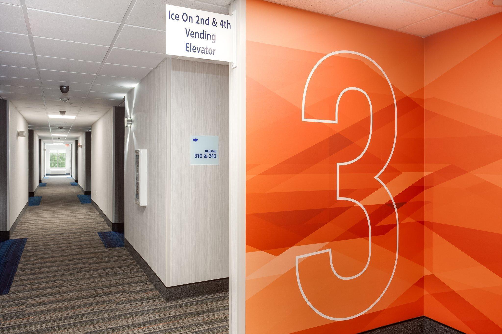 Holiday Inn Express Haskell-Wayne Area By Ihg Экстерьер фото