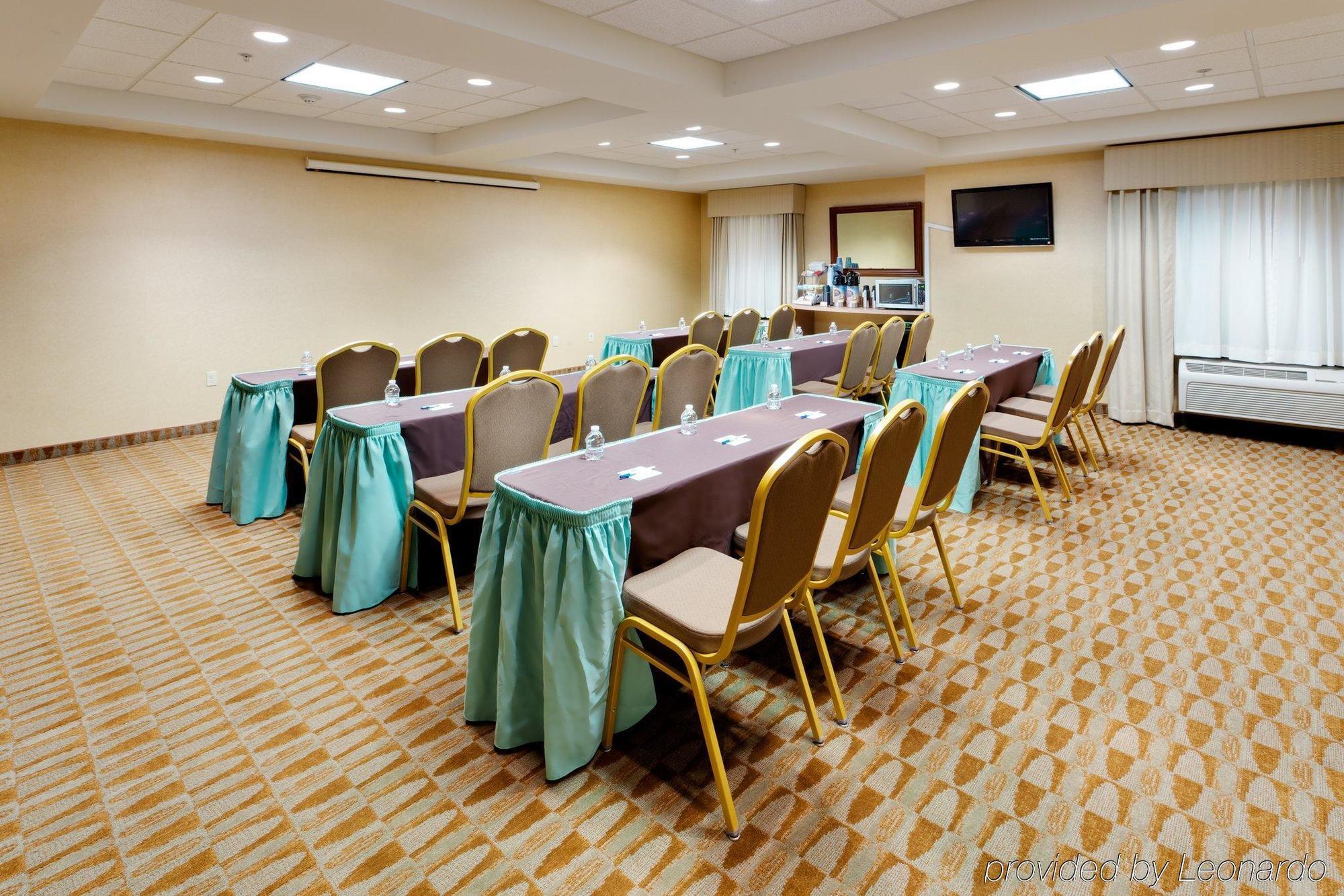 Holiday Inn Express Haskell-Wayne Area By Ihg Удобства фото