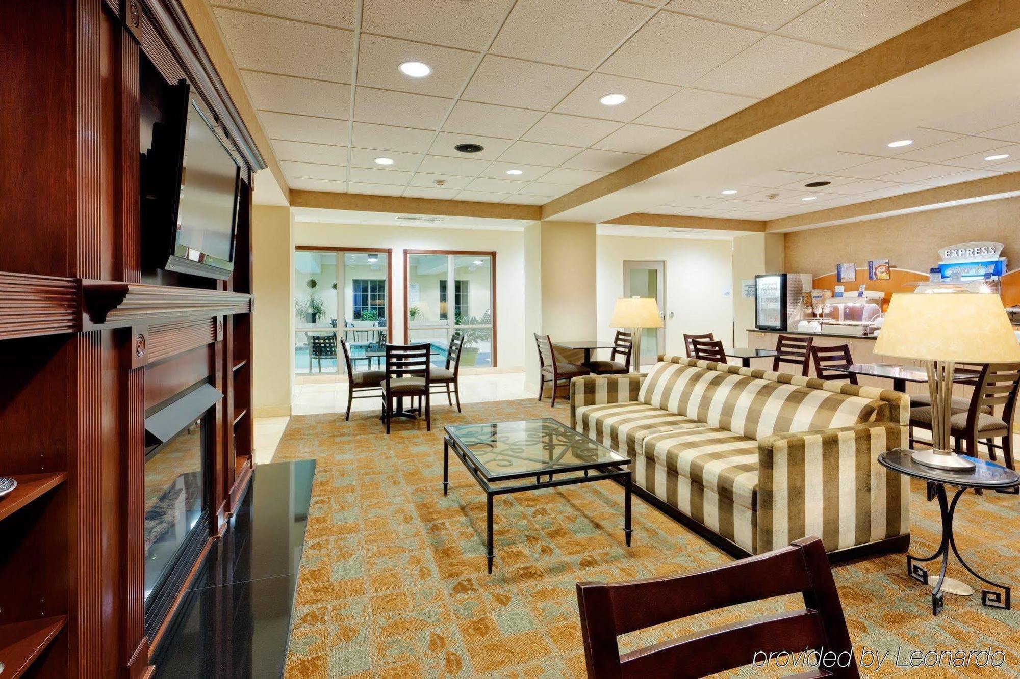 Holiday Inn Express Haskell-Wayne Area By Ihg Экстерьер фото